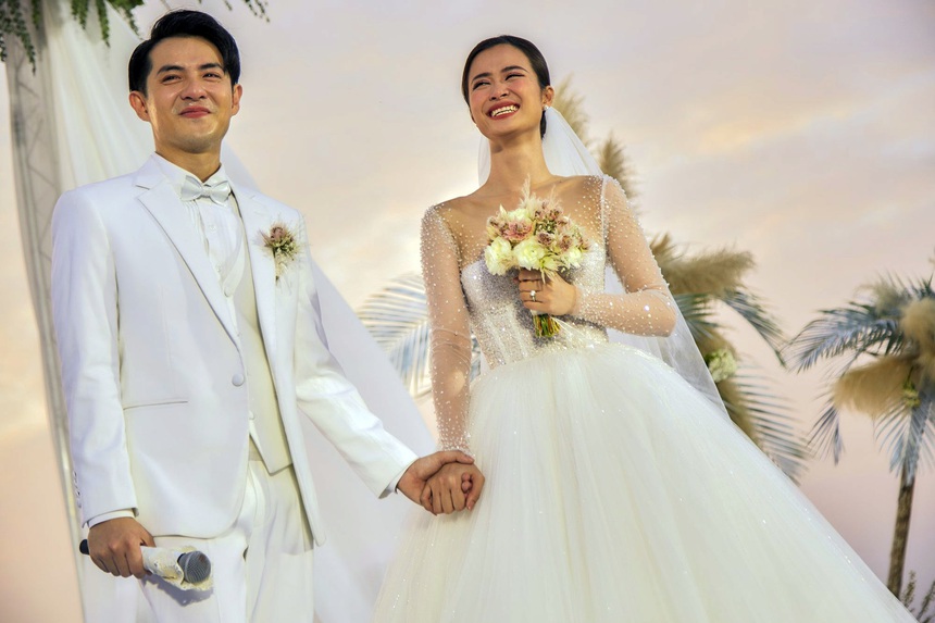 Chặng đường 3 năm hôn nhân của vợ chồng Đông Nhi – Ông Cao Thắng - Ảnh 1.