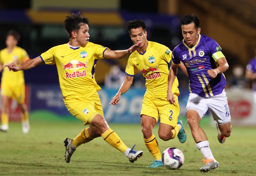 Người quan sát: Hà Nội FC, HAGL và câu chuyện hai số phận - Ảnh 1.