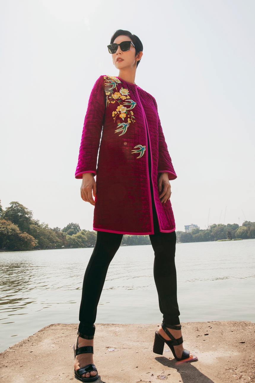 Xuân Lan cùng bé Thỏ diện áo chần bông ‘Dệt nắng đông’ của NTK Đức Hùng - Ảnh 19.