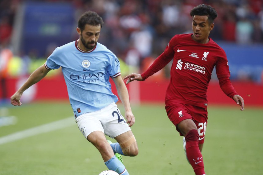 Bốc thăm vòng 4 Cúp Liên đoàn Anh: MU dễ thở, Man City gặp Liverpool - Ảnh 1.