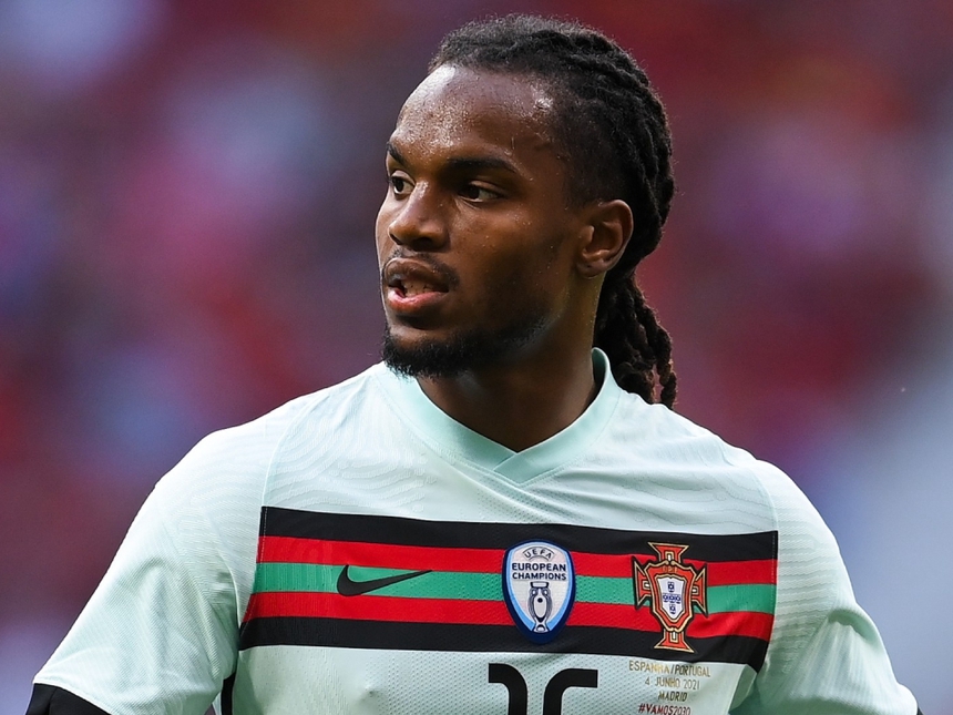 ... và cả "Cậu bé vàng" Renato Sanches cũng vậy