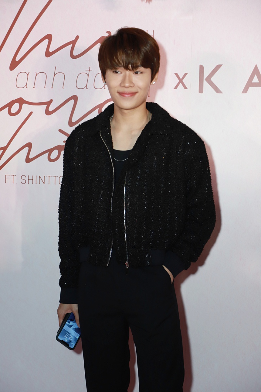 Vắng Trấn Thành, Hari Won bị Trúc Nhân 'hỏi khó' cảnh quay tình cảm với bạn diễn Hàn Quốc - Ảnh 14. Vắng Trấn Thành, Hari Won bị Trúc Nhân 'hỏi khó' cảnh quay tình cảm với bạn diễn Hàn Quốc - Ảnh 14.