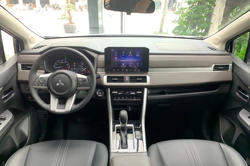 Toyota Veloz tụt lại trong cuộc đua doanh số, Mitsubishi Xpander giành lại ngôi vương phân khúc MPV - Ảnh 4.