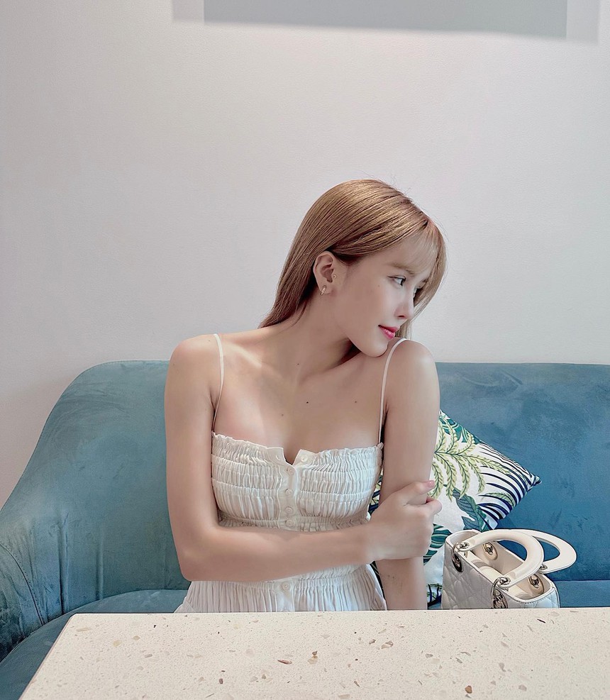 Hai 'nàng thơ' gắn với cái tên Sơn Tùng: Hải Tú vẻ ngoài gây chú ý, Thiều Bảo Trâm thì sao? - Ảnh 10.