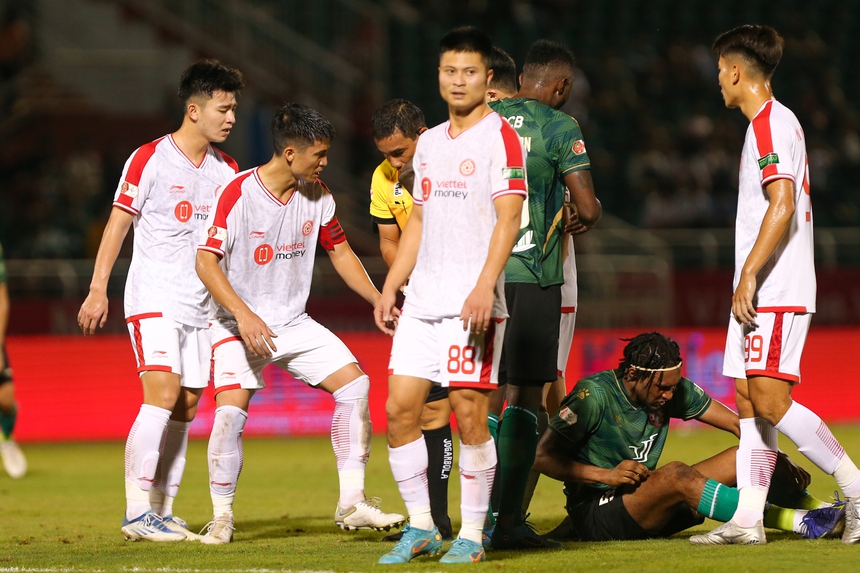 Thanh Bình thất vọng sau trận hoà của Viettel, Hoàng Đức, Tiến Dũng gay gắt với trọng tài - Ảnh 5.