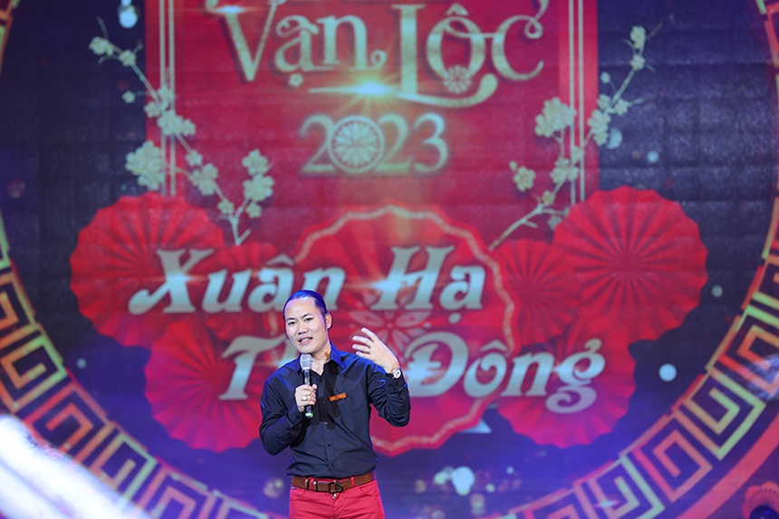 'Tết vạn lộc 2023' bi hài với chuyện 'hoa hậu 4 mùa' - Ảnh 10.