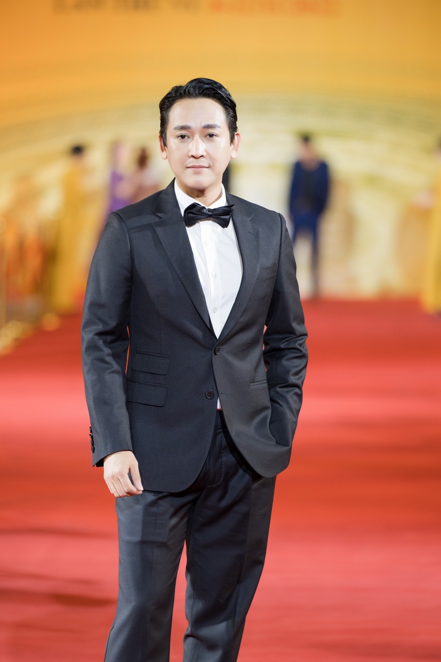 Dàn nghệ sĩ trên thảm đỏ LHP Quốc tế Hà Nội - Ảnh 9. Dàn nghệ sĩ trên thảm đỏ LHP Quốc tế Hà Nội - Ảnh 9.