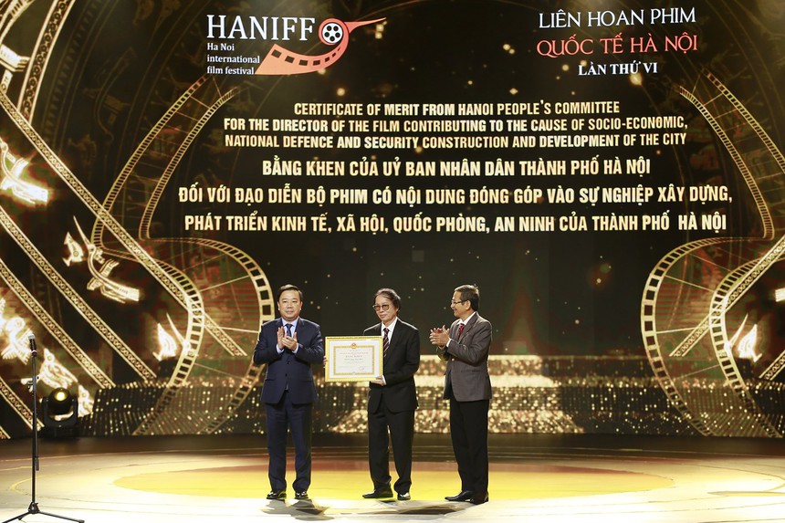 Liên hoan phim Quốc tế Hà Nội lần thứ VI gọi tên bộ phim Paloma của Brazil - Ảnh 1. Liên hoan phim Quốc tế Hà Nội lần thứ VI gọi tên bộ phim Paloma của Brazil - Ảnh 1.