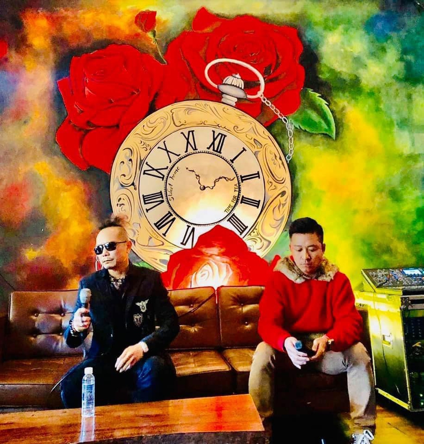 Ca sĩ Tuấn Hưng tiết lộ người truyền cảm hứng làm nghề cho mình - Ảnh 2.