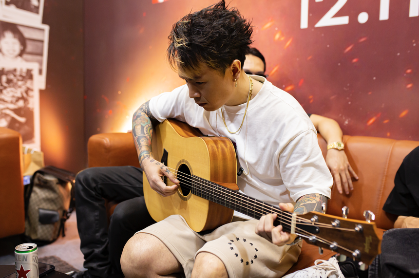 Binz: Tôi đi diễn nhiều, có nơi được chào đón, có nơi không, có nơi khó chịu vì sự xuất hiện của tôi! - Ảnh 2.