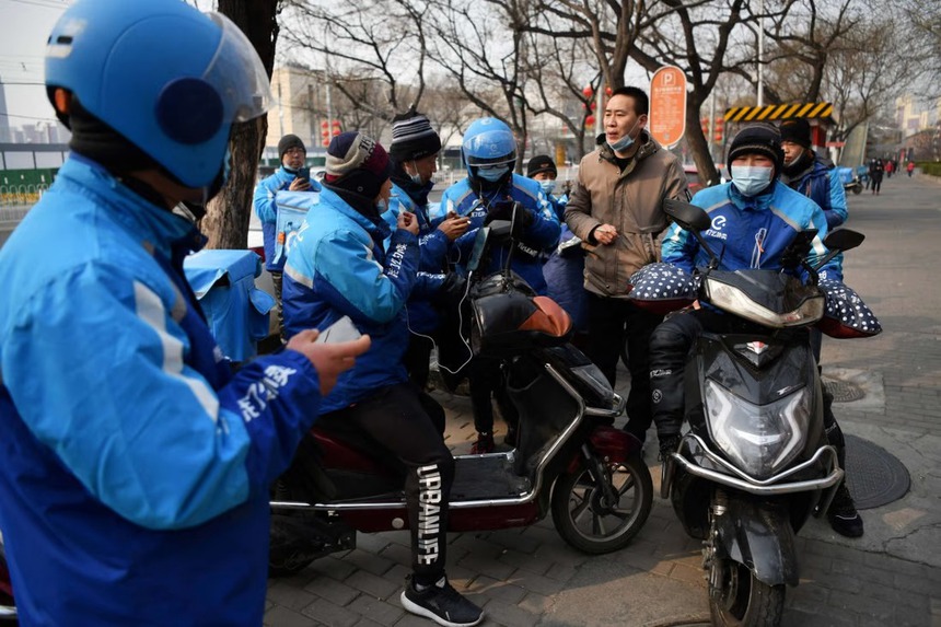 Mũ bảo hiểm dành riêng cho shipper: Trang bị hàng loạt cảm biến, hỗ trợ tương tác bằng giọng nói, tích hợp AI - Ảnh 2.