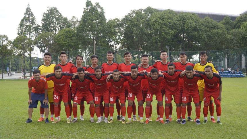Cựu sao HAGL giúp Bamboo FC vô địch giải bóng đá phong trào lớn nhất miền Nam   - Ảnh 1.