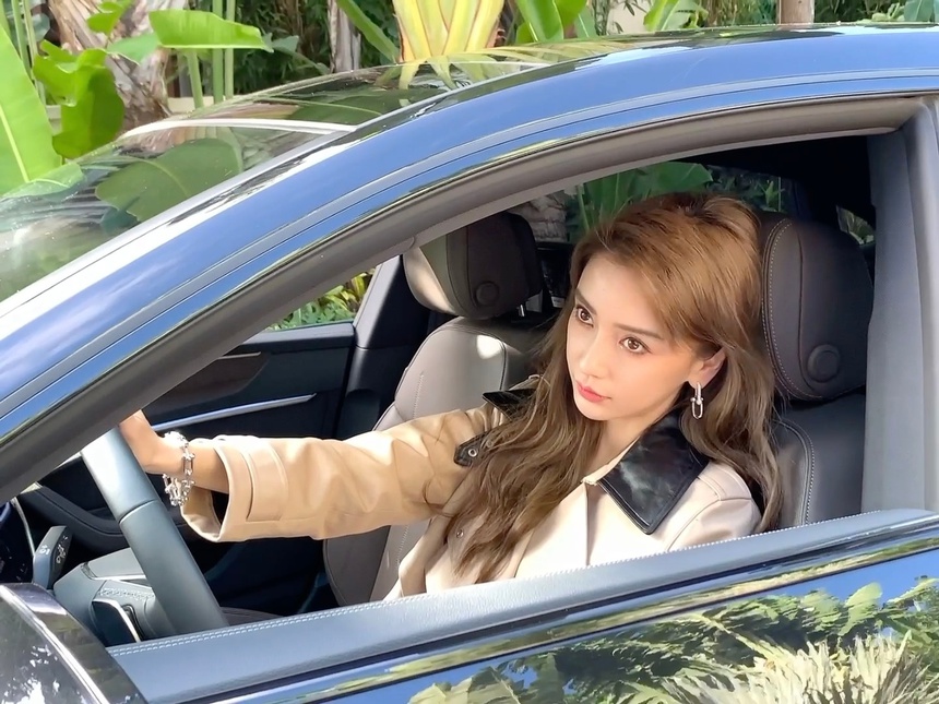 Ảnh mới đẹp hút hồn, Angelababy lại gây sốt với nhan sắc thật sau hậu trường - Ảnh 11.