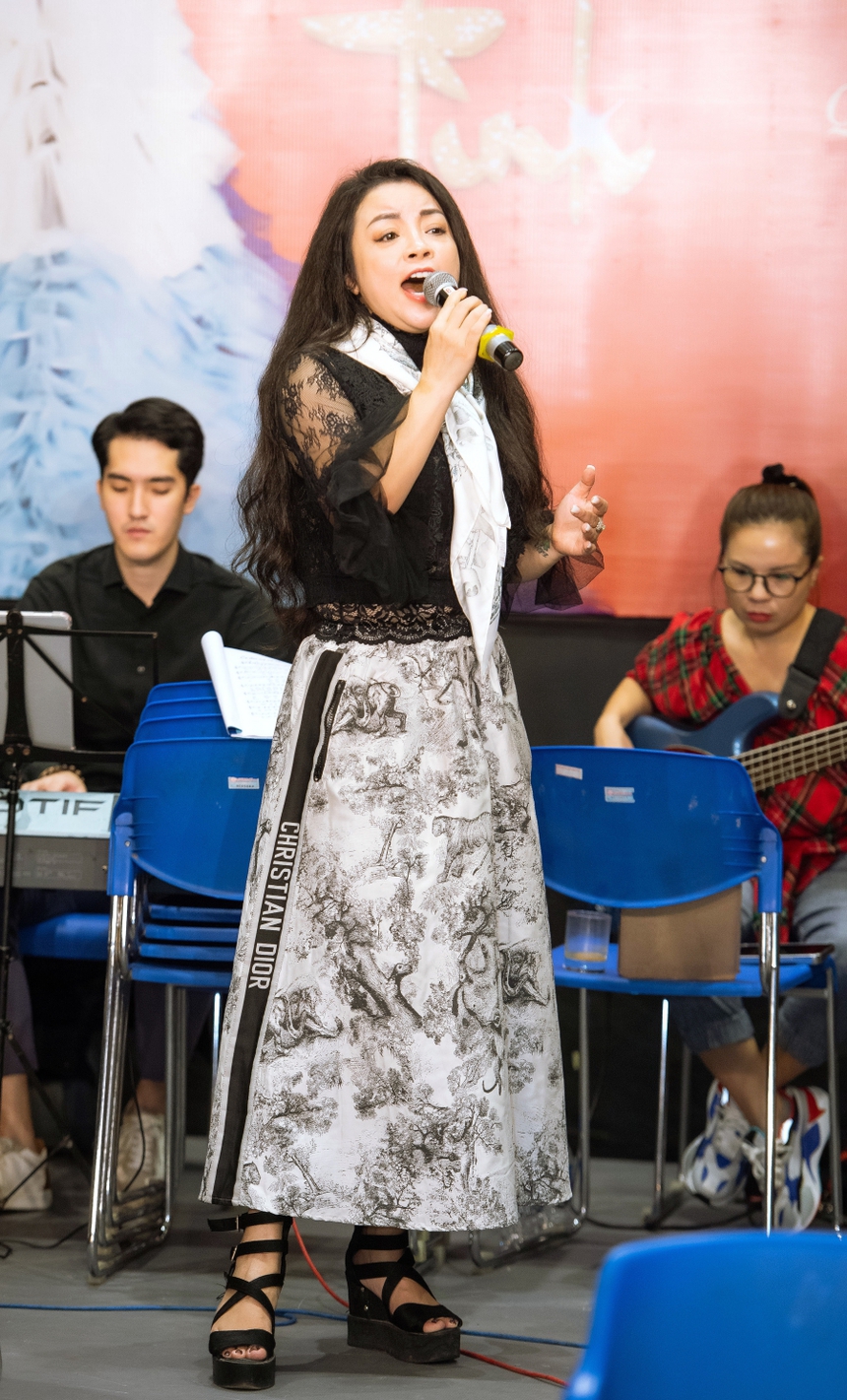 Tố Nga tập luyện cho live show 30 năm ca hát - Ảnh 3.