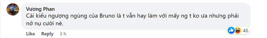 Ronaldo tỏ thái độ khác lạ với Bruno Fernandes - Ảnh 4. Ronaldo tỏ thái độ khác lạ với Bruno Fernandes - Ảnh 4.