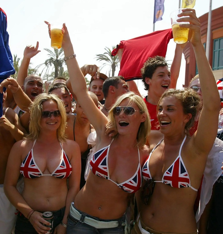 Những điều cấm kỵ với CĐV khi tới Qatar xem World Cup - Ảnh 3.