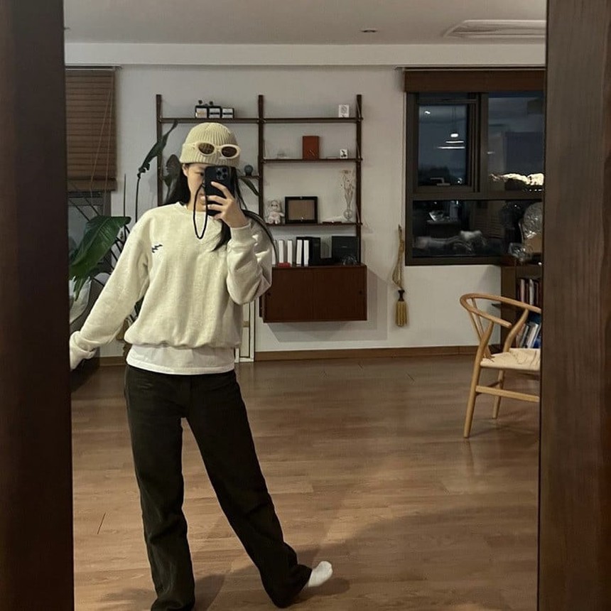 Ngắm sưu tập trang phục mùa đông sành điệu của Jennie Blackpink - Ảnh 8. Ngắm sưu tập trang phục mùa đông sành điệu của Jennie Blackpink - Ảnh 8.