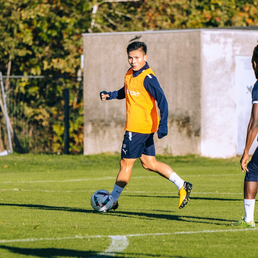 Quang Hải bị đánh giá thấp, cùng tuyển Việt Nam đấu Dortmund - Ảnh 1.