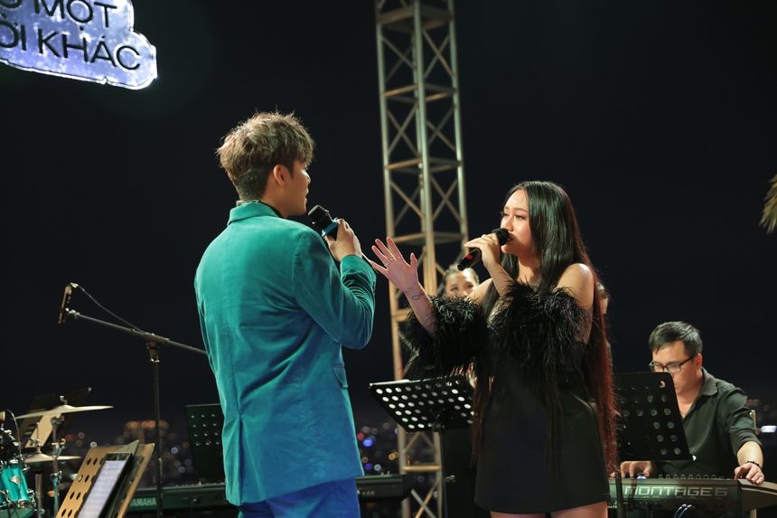 Hiền Hồ đi diễn trở lại, hát 'Waiting for you' của Mono  - Ảnh 6.