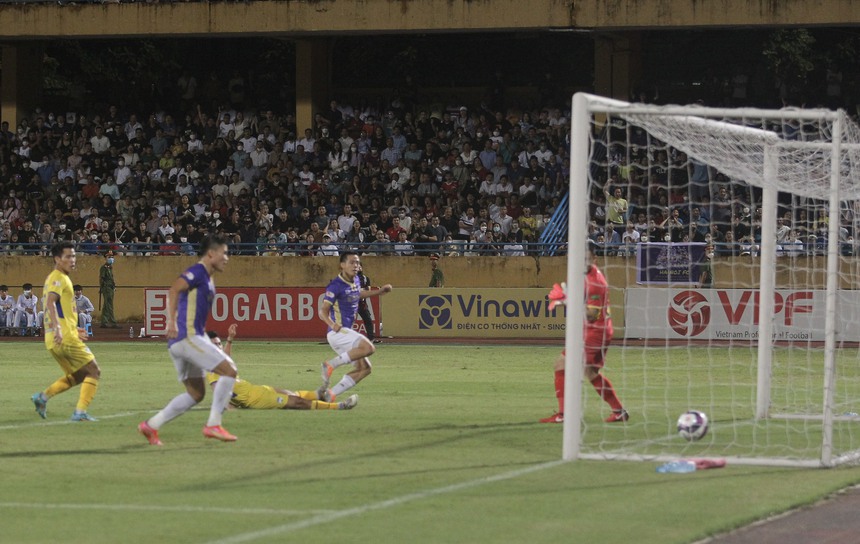 Link xem trực tiếp bóng đá HAGL vs Hà Nội, V-League (17h00, 19/11) - Ảnh 2.