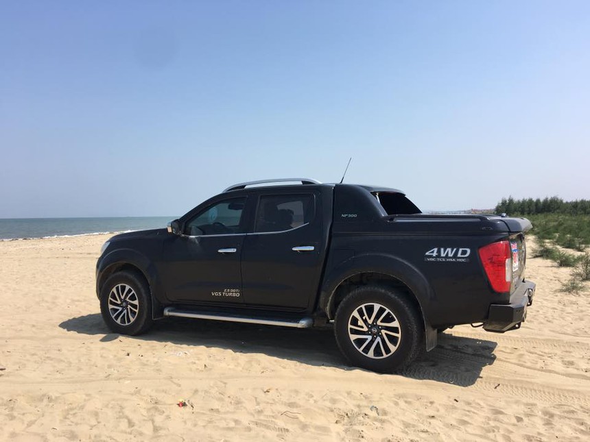 Gắn bó 7 năm, qua 2 đời Nissan Navara, chủ xe đánh giá: ‘Bền và tin cậy, có điểm so sánh được với Ranger Raptor’ - Ảnh 6. Gắn bó 7 năm, qua 2 đời Nissan Navara, chủ xe đánh giá: ‘Bền và tin cậy, có điểm so sánh được với Ranger Raptor’ - Ảnh 6.