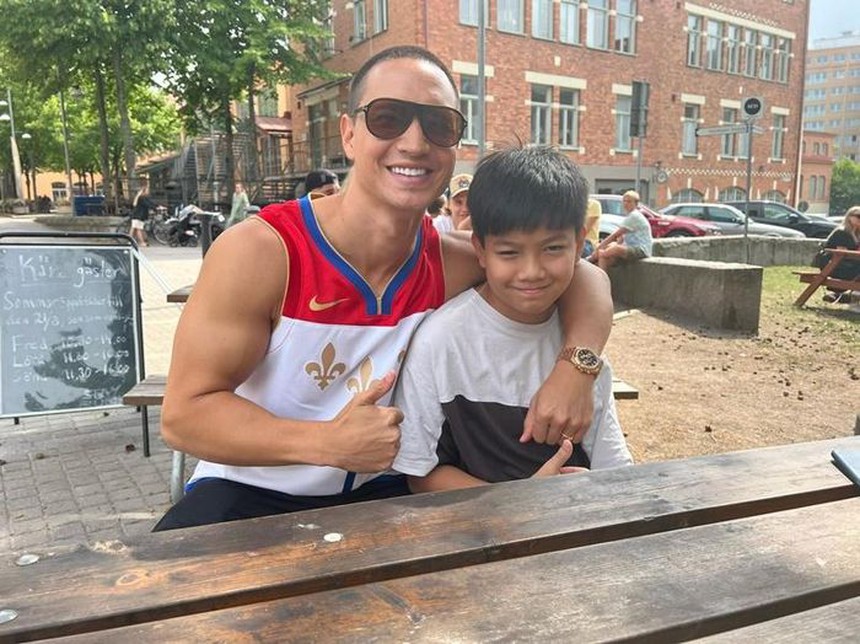 Kim Lý, người chồng, người cha mẫu mực của showbiz Việt - Ảnh 3.