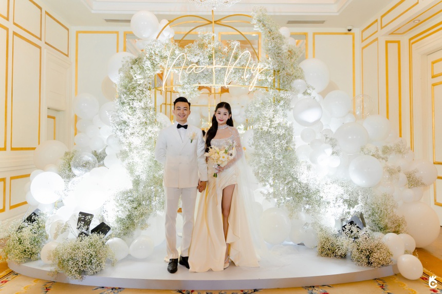 Ngân Anh và chồng biên tập viên khoe visual xịn xò cùng loạt khoảnh khắc hạnh phúc trong đám cưới  - Ảnh 14.
