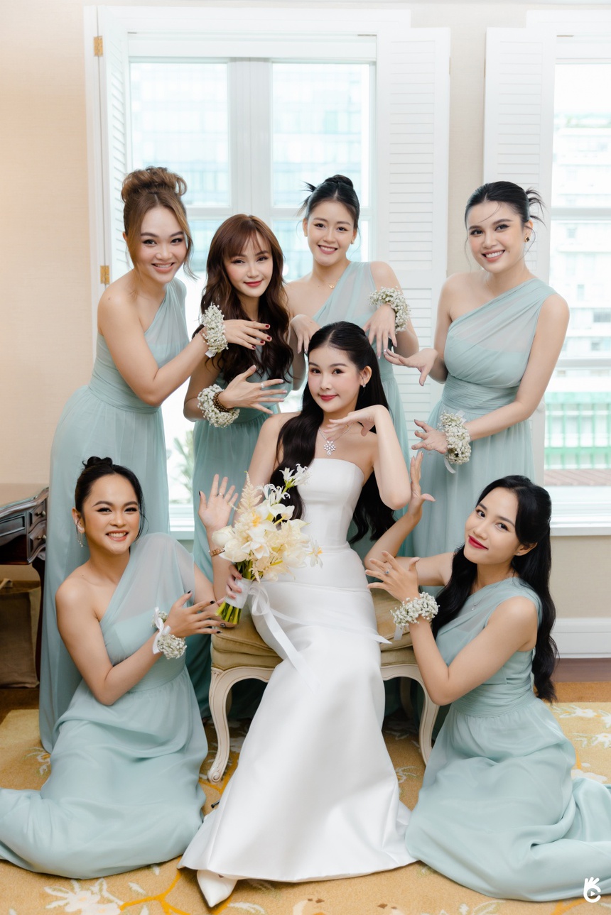 Ngân Anh và chồng biên tập viên khoe visual xịn xò cùng loạt khoảnh khắc hạnh phúc trong đám cưới  - Ảnh 3.