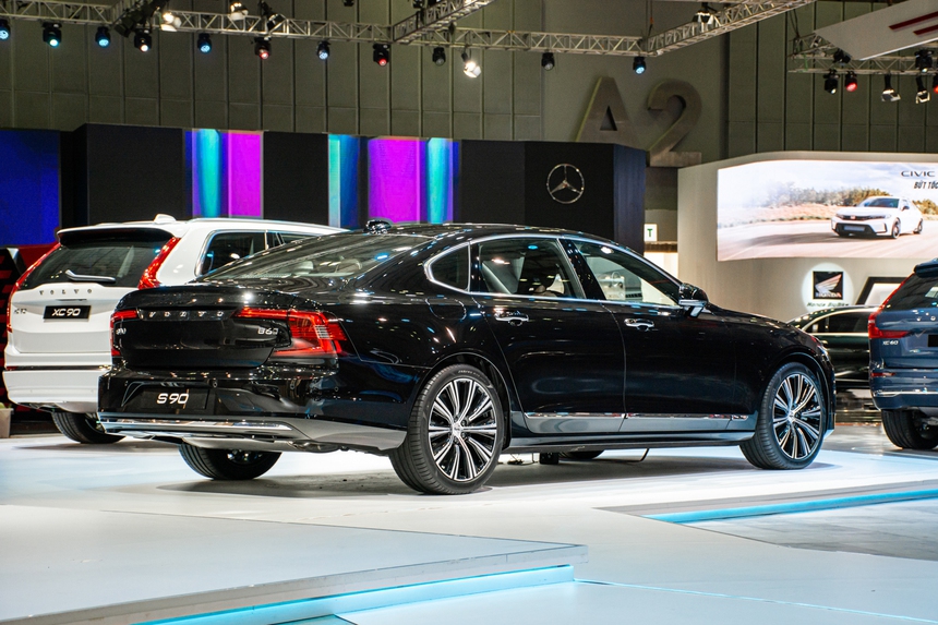 Volvo S90 được người dùng ưu ái trong hạng mục Hàng ghế sau xe sang 2022 - Ảnh 8. Volvo S90 được người dùng ưu ái trong hạng mục Hàng ghế sau xe sang 2022 - Ảnh 8.