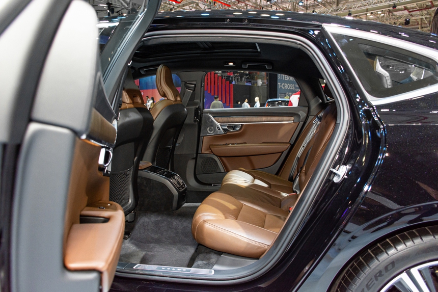 Volvo S90 được người dùng ưu ái trong hạng mục Hàng ghế sau xe sang 2022 - Ảnh 3. Volvo S90 được người dùng ưu ái trong hạng mục Hàng ghế sau xe sang 2022 - Ảnh 3.