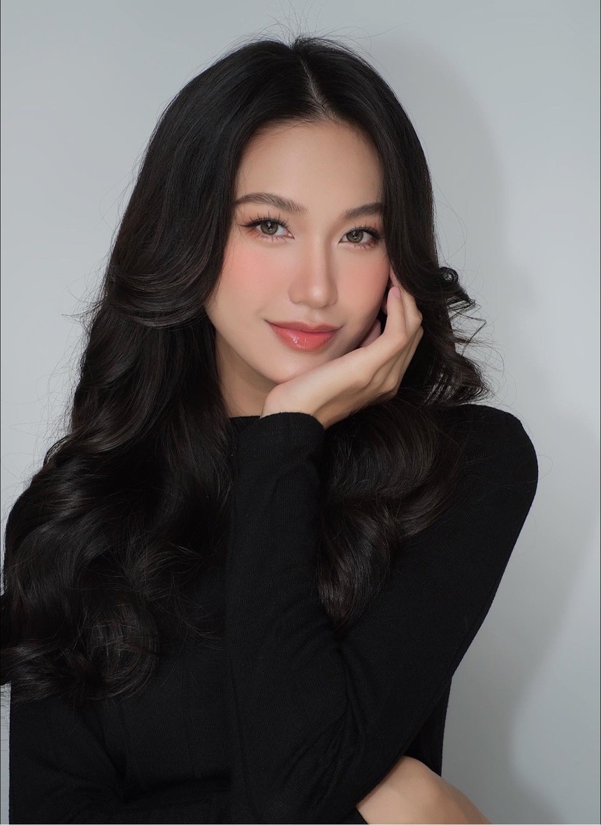 Văn Hậu, bạn gái Văn Hậu, người yêu Văn Hậu, Doãn Hải My Văn Hậu, top 10 hoa hậu Doãn Hải My