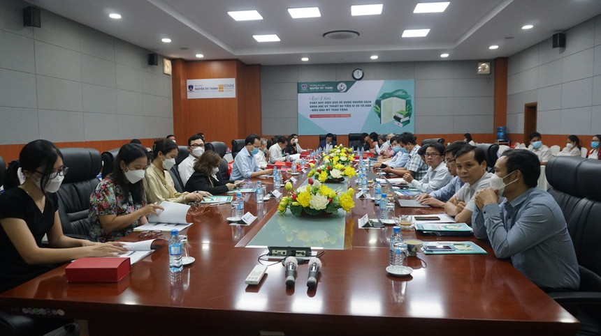 Hơn 30 năm bền bỉ đưa nguồn sách quý về Việt Nam - Ảnh 3.