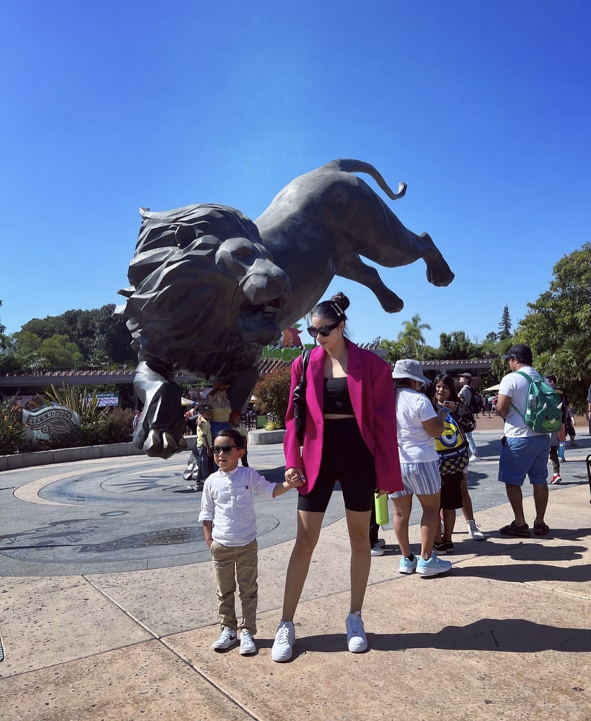 Sao Việt làm giảng viên năm 23 tuổi: Đăng quang Hoa hậu, giờ sống an nhàn cùng chồng đại gia ở Mỹ  - Ảnh 4.