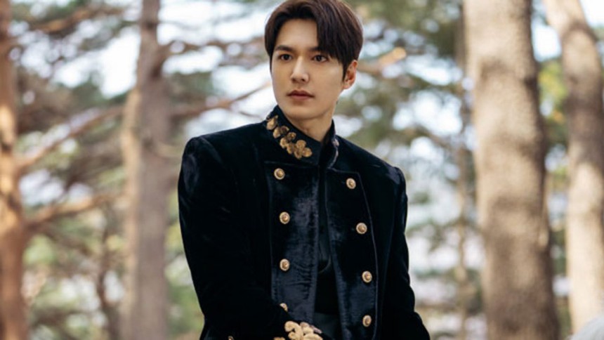 (TIN CHỦ NHẬT) 5 diễn viên 'một màu' của màn ảnh Hàn: Song Hye Kyo 'lụy tình', Lee Min Ho chỉ thích làm trai đẹp giàu có - Ảnh 10. (TIN CHỦ NHẬT) 5 diễn viên 'một màu' của màn ảnh Hàn: Song Hye Kyo 'lụy tình', Lee Min Ho chỉ thích làm trai đẹp giàu có - Ảnh 10.