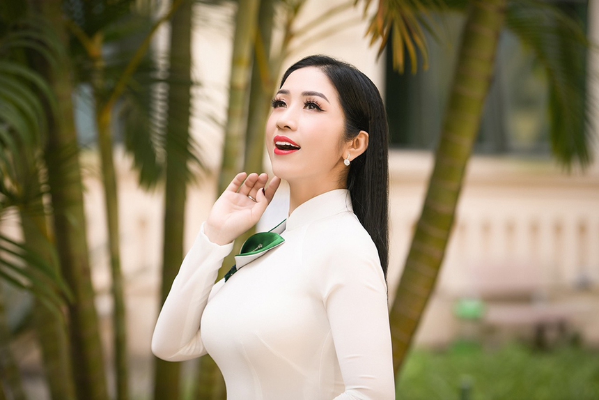 TS – ca sĩ Phương Nga ra mắt MV "Bài ca người giáo viên nhân dân"  - Ảnh 6.