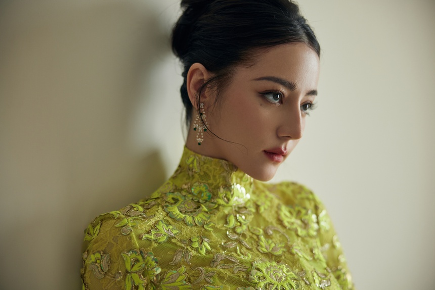 (TIN CHỦ NHẬT) Bảng xếp hạng sao nữ có lượng fan cao nhất của C-biz - Ảnh 7. (TIN CHỦ NHẬT) Bảng xếp hạng sao nữ có lượng fan cao nhất của C-biz - Ảnh 7.