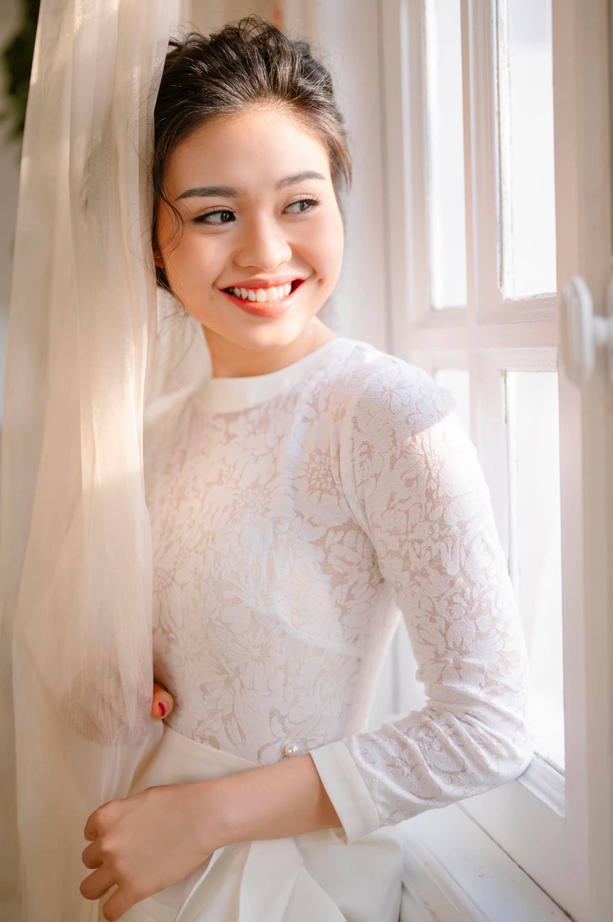 Từng từ chối hẹn hò trên sóng truyền hình, cặp đôi sao Việt giờ mặn nồng và úp mở về đám cưới - Ảnh 10. Từng từ chối hẹn hò trên sóng truyền hình, cặp đôi sao Việt giờ mặn nồng và úp mở về đám cưới - Ảnh 10.