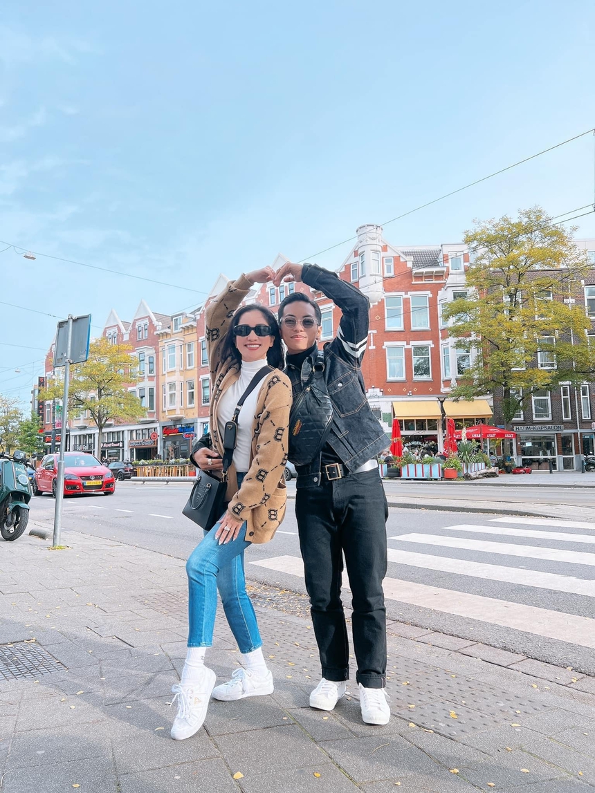 Khánh Thi và Phan Hiển trước lễ cưới: Chồng tặng vợ nhẫn để chạy show, các khâu chuẩn bị dần hoàn thành - Ảnh 3. Khánh Thi và Phan Hiển trước lễ cưới: Chồng tặng vợ nhẫn để chạy show, các khâu chuẩn bị dần hoàn thành - Ảnh 3.