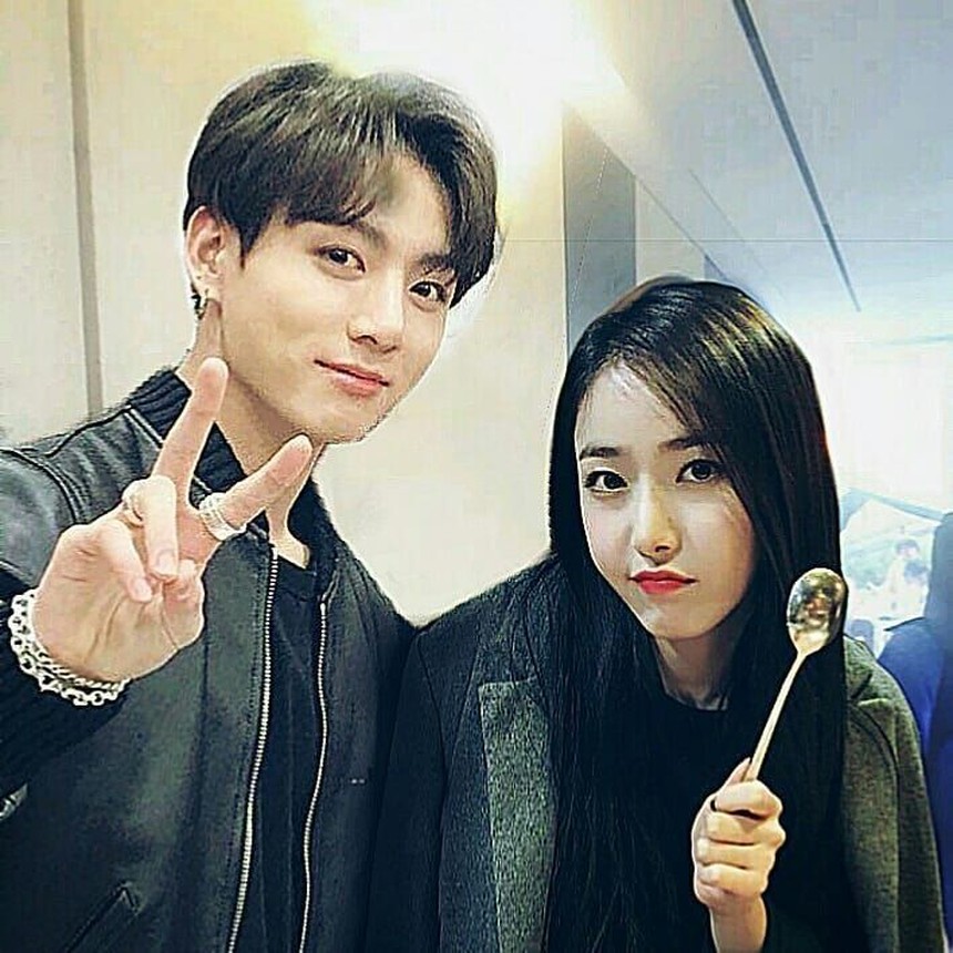 Bằng chứng dấy lên tin đồn Jungkook BTS hẹn hò SinB GFriend - Ảnh 1. Bằng chứng dấy lên tin đồn Jungkook BTS hẹn hò SinB GFriend - Ảnh 1.