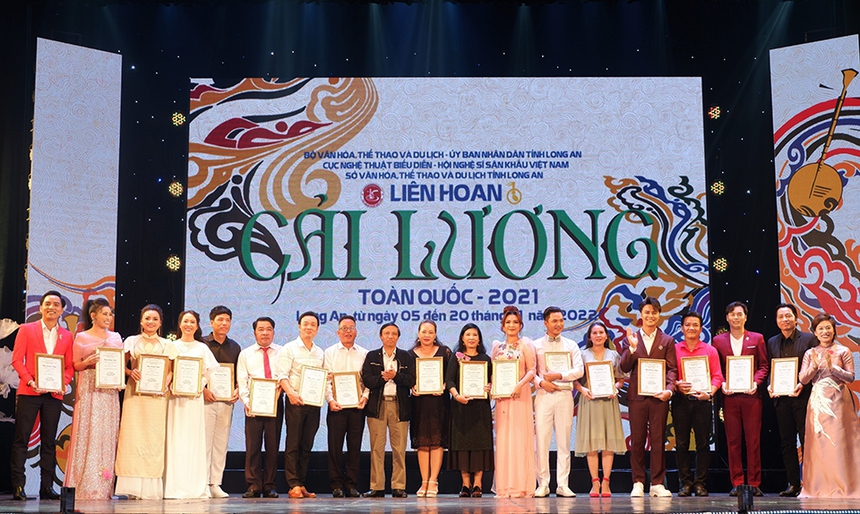 Bế mạc Liên hoan cải lương toàn quốc - Ảnh 2. Bế mạc Liên hoan cải lương toàn quốc - Ảnh 2.