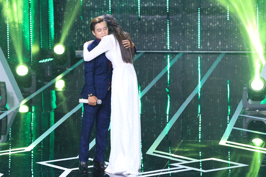 Từng từ chối hẹn hò trên sóng truyền hình, cặp đôi sao Việt giờ mặn nồng và úp mở về đám cưới - Ảnh 2. Từng từ chối hẹn hò trên sóng truyền hình, cặp đôi sao Việt giờ mặn nồng và úp mở về đám cưới - Ảnh 2.