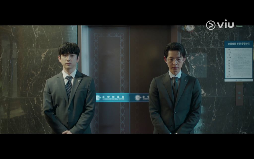 Jin Young GOT7 bất ngờ xuất hiện trong 'Reborn Rich' - Ảnh 3. Jin Young GOT7 bất ngờ xuất hiện trong 'Reborn Rich' - Ảnh 3.