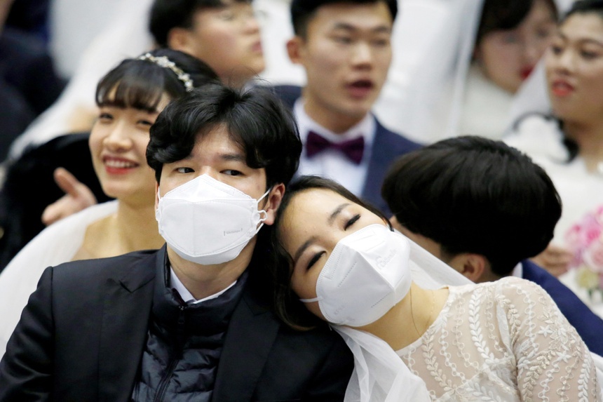 Nhiều phụ nữ Hàn Quốc từ bỏ sự nghiệp sau kết hôn - Ảnh 2. Nhiều phụ nữ Hàn Quốc từ bỏ sự nghiệp sau kết hôn - Ảnh 2.