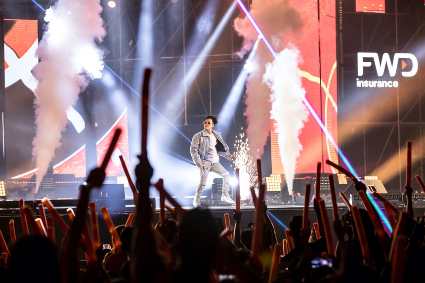 Mono bùng nổ, Anh Tú tỏ tình Lyly ngay tại FWD Music Tour Cần Thơ - Ảnh 7.