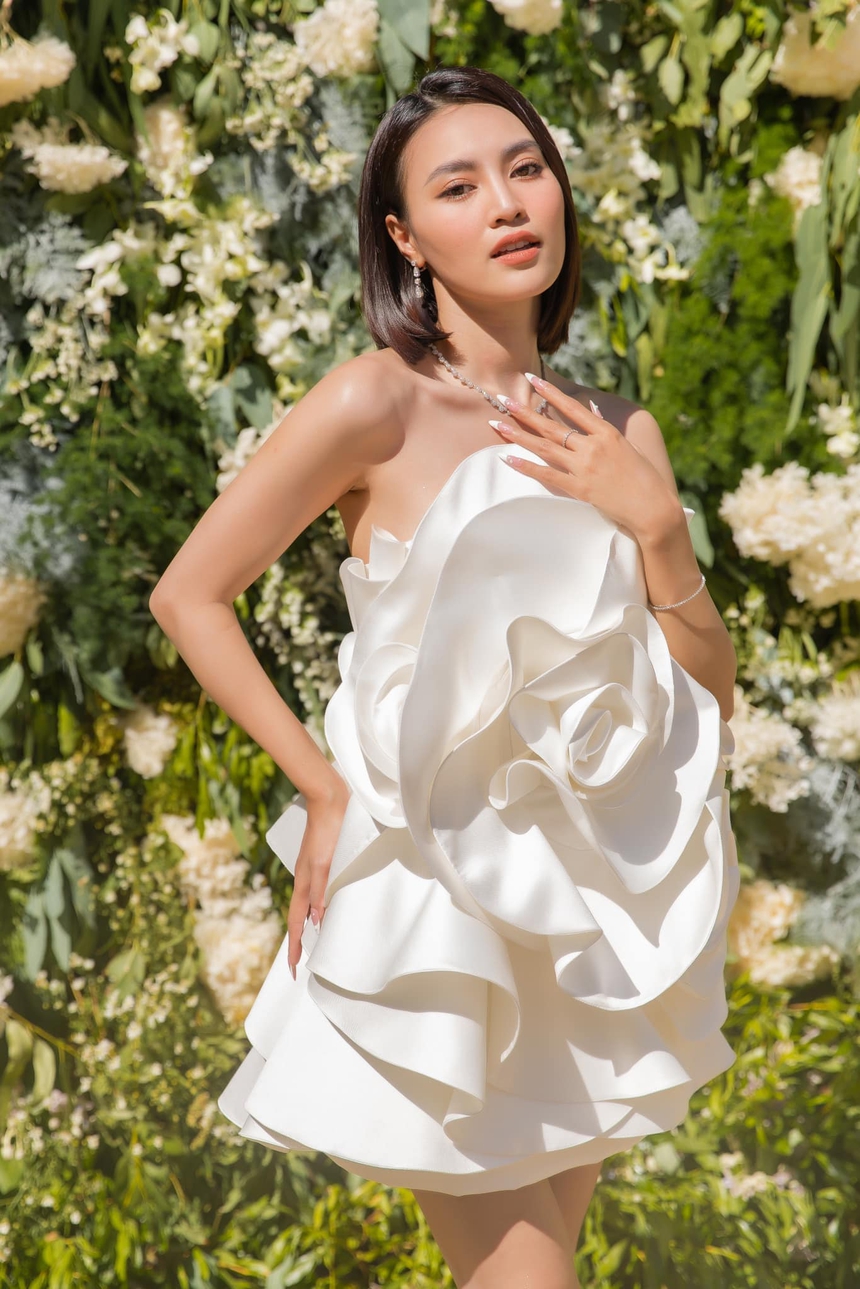 Lan Ngọc hậu xác nhận độc thân: Xây biệt thự khủng 2 mặt tiền, vẻ ngoài thay đổi 1 điều  - Ảnh 2.