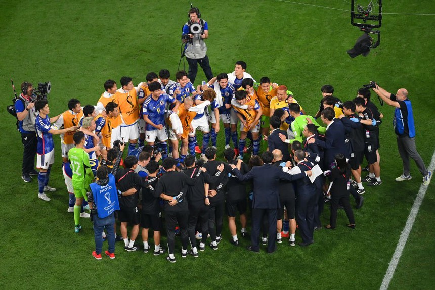 Nhật Bản vỡ òa cảm xúc khi giúp châu Á tiếp tục tạo địa chấn ở World Cup 2022 - Ảnh 5.