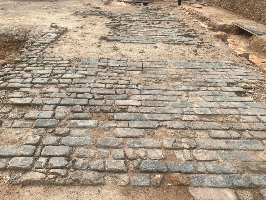 Điện Kính Thiên - Càng khai quật càng tăng 'độ khó hiểu' - Ảnh 2. Điện Kính Thiên - Càng khai quật càng tăng 'độ khó hiểu' - Ảnh 2.