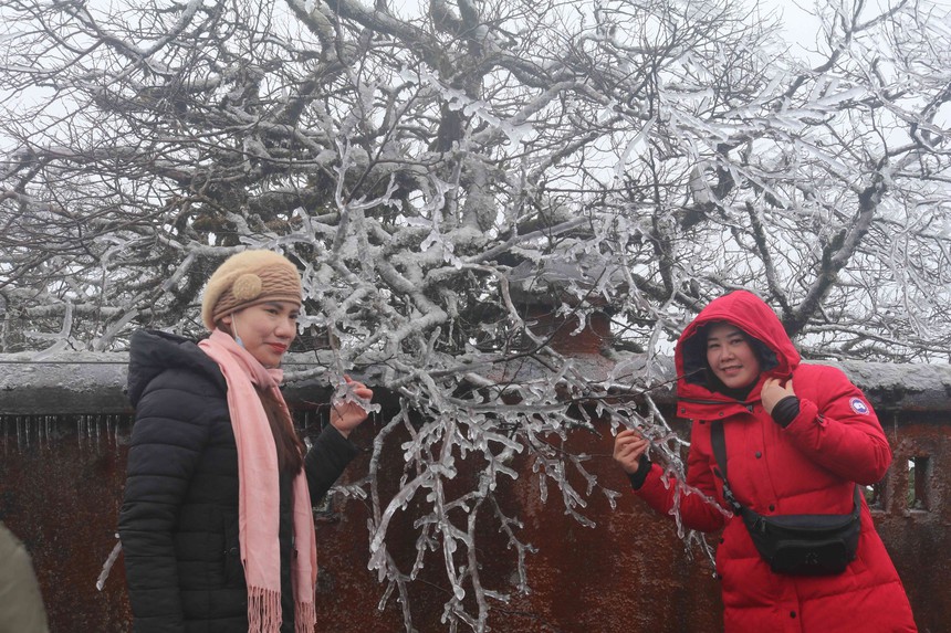 Sáng 23/11, không khí lạnh bắt đầu ảnh hưởng đến vùng núi Bắc Bộ - Ảnh 1. Sáng 23/11, không khí lạnh bắt đầu ảnh hưởng đến vùng núi Bắc Bộ - Ảnh 1.