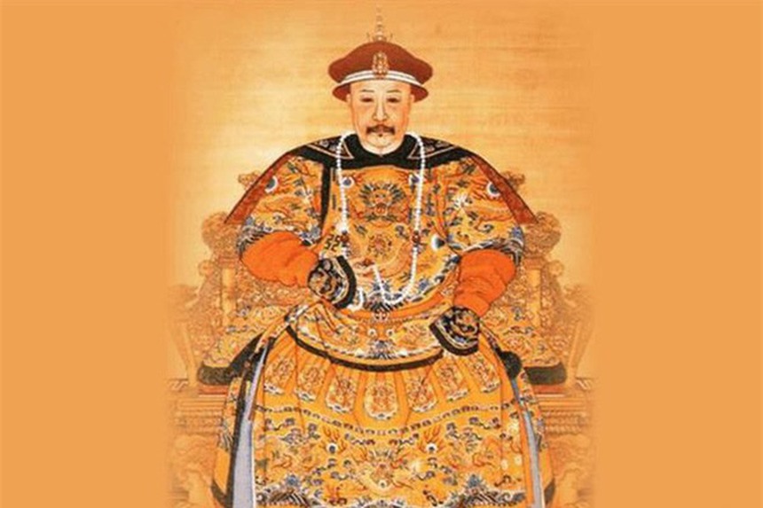 Càn Long khắc nghiệt với con cái ra sao mà khiến các hoàng tử không chết thì cũng ngẩn ngơ, có người giả điên để tránh tai họa đổ xuống đầu - Ảnh 2. Càn Long khắc nghiệt với con cái ra sao mà khiến các hoàng tử không chết thì cũng ngẩn ngơ, có người giả điên để tránh tai họa đổ xuống đầu - Ảnh 2.