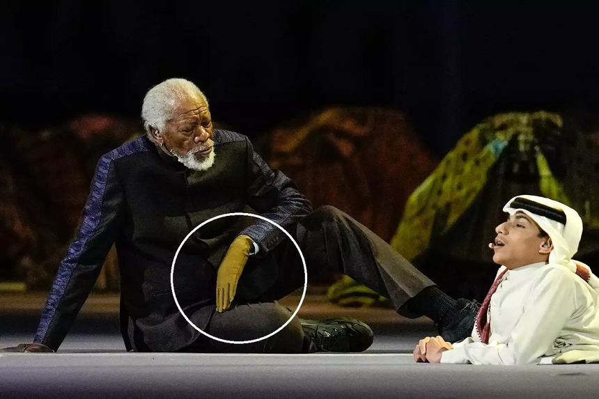 Lý do đau lòng sau đôi găng tay Morgan Freeman mang ở khai mạc World Cup - Ảnh 3.
